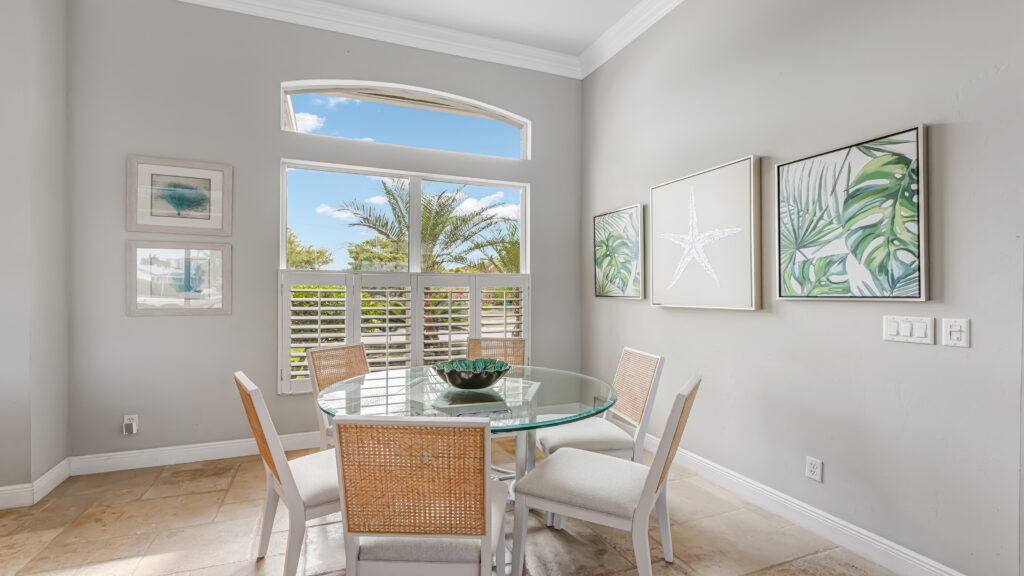 2g6a7940